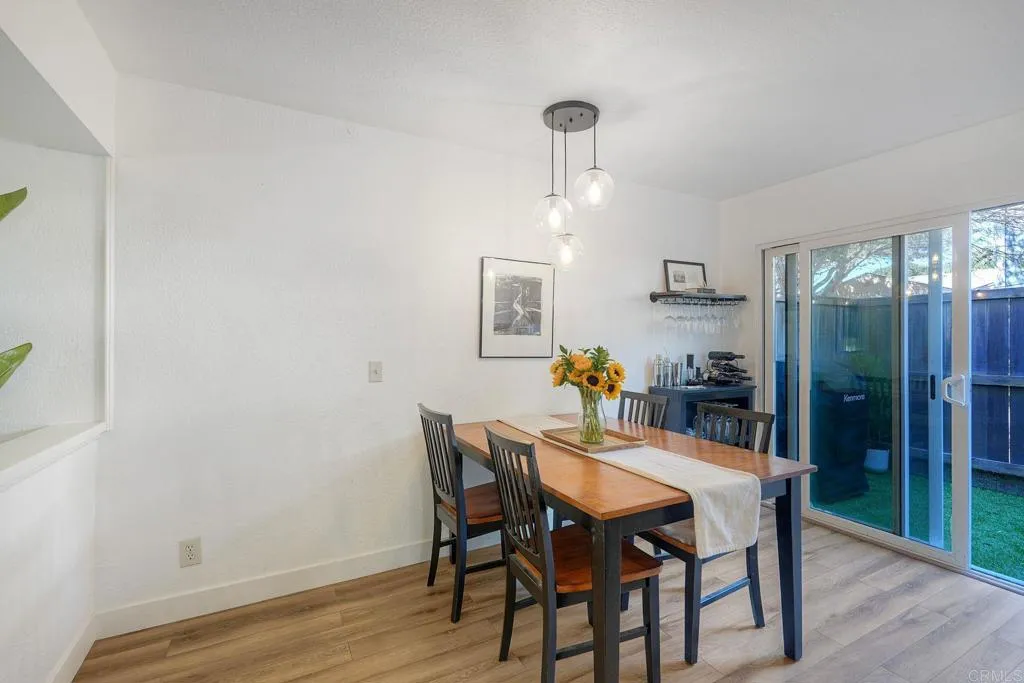 https://cdn.realtyfeed.com/cdn/127/307100936/5d138748fac99de7193baf43ef8b7cc2.webp