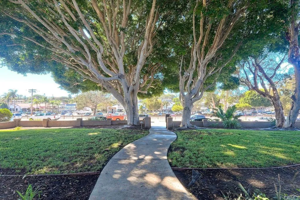 https://cdn.realtyfeed.com/cdn/127/307100936/8a3d626928fe10bdfdbd37c7b31fcc99.webp