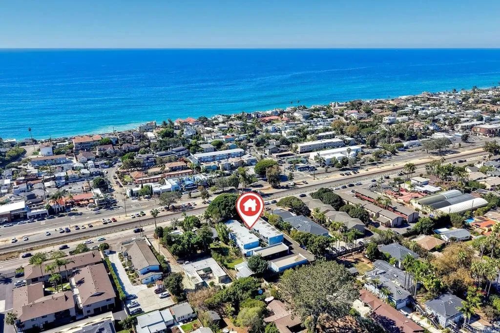 https://cdn.realtyfeed.com/cdn/127/307100936/f37d42b2bd420764cc5aa1261884e512.webp