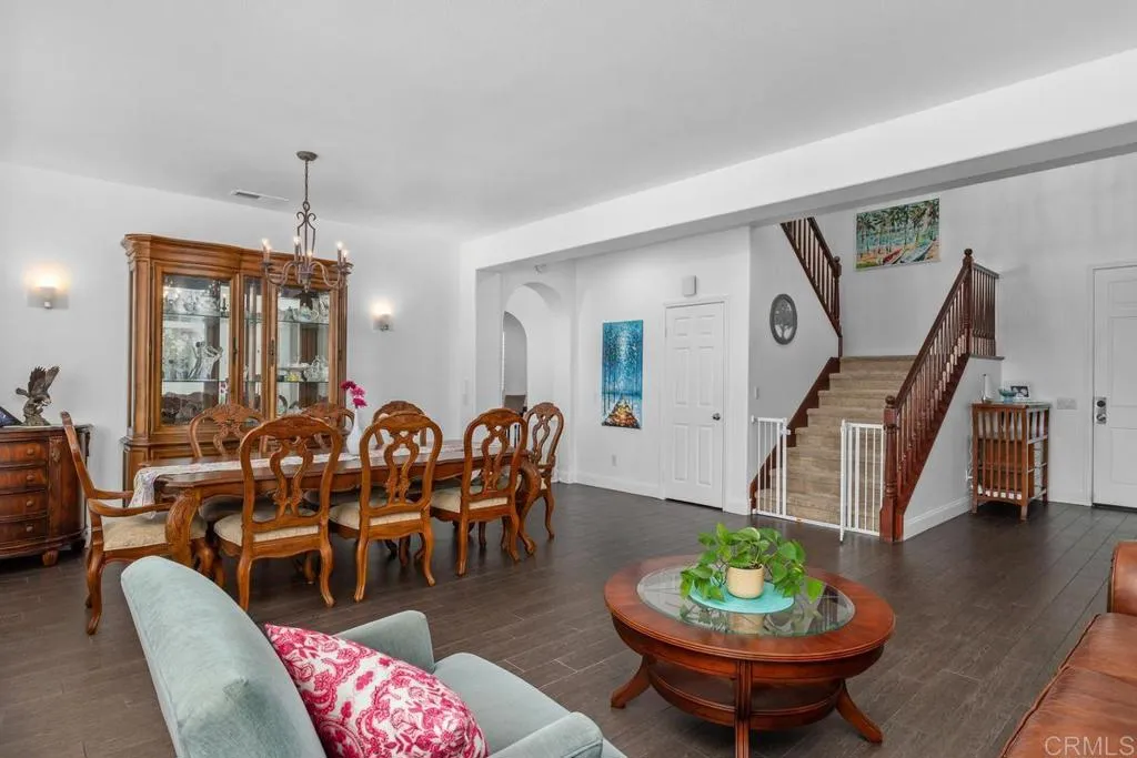 https://cdn.realtyfeed.com/cdn/127/307100947/32311e44c314dcc1b7ded73720b82504.webp
