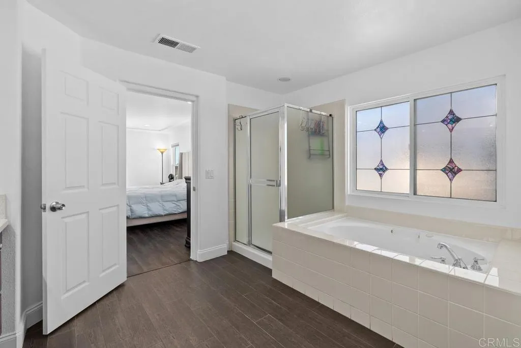 https://cdn.realtyfeed.com/cdn/127/307100947/502abeae7ab6a19605056248e1690b44.webp