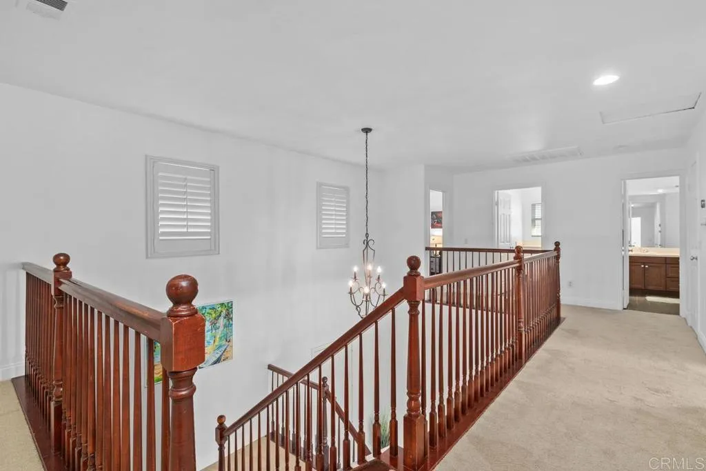 https://cdn.realtyfeed.com/cdn/127/307100947/d2fffb8b746cca90ad9fd2d987c1d93a.webp