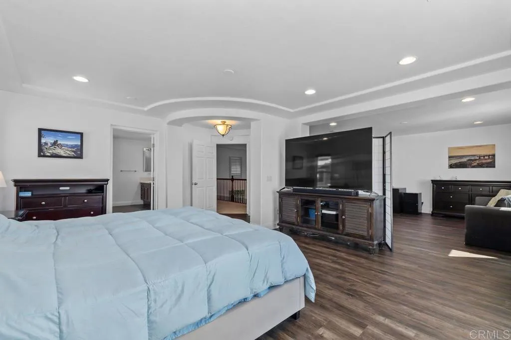 https://cdn.realtyfeed.com/cdn/127/307100947/d37a5ee7a7866481a1b5c62a436c882c.webp