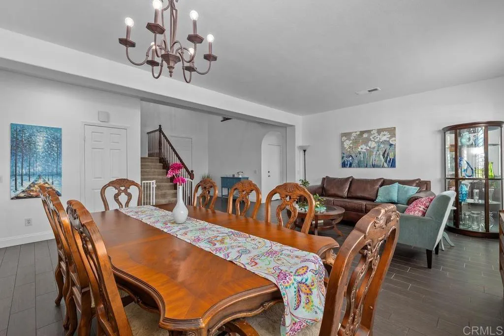 https://cdn.realtyfeed.com/cdn/127/307100947/e1be7000b0daf31c04e7b693059dd4d3.webp