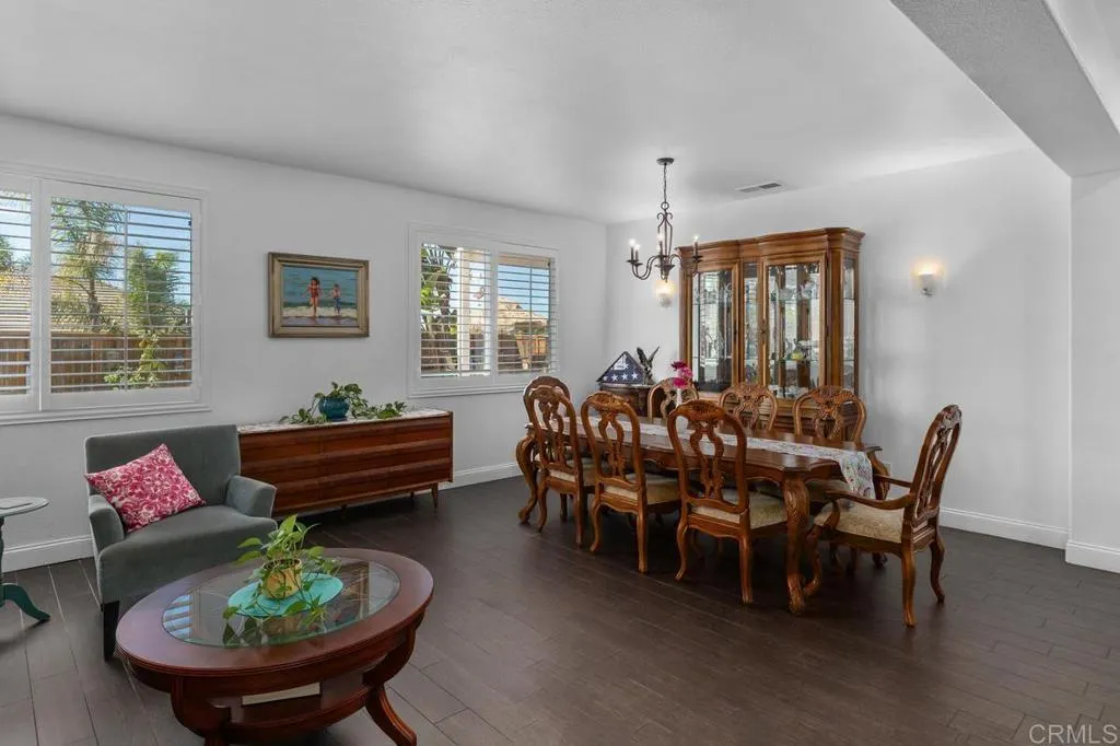 https://cdn.realtyfeed.com/cdn/127/307100947/e9eaf178c8c6c1508d468ace7a27d36f.webp