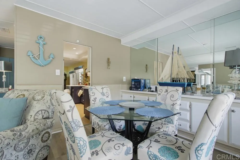 https://cdn.realtyfeed.com/cdn/127/307101007/e72f82477efb24b513e11874b2418ba7.webp