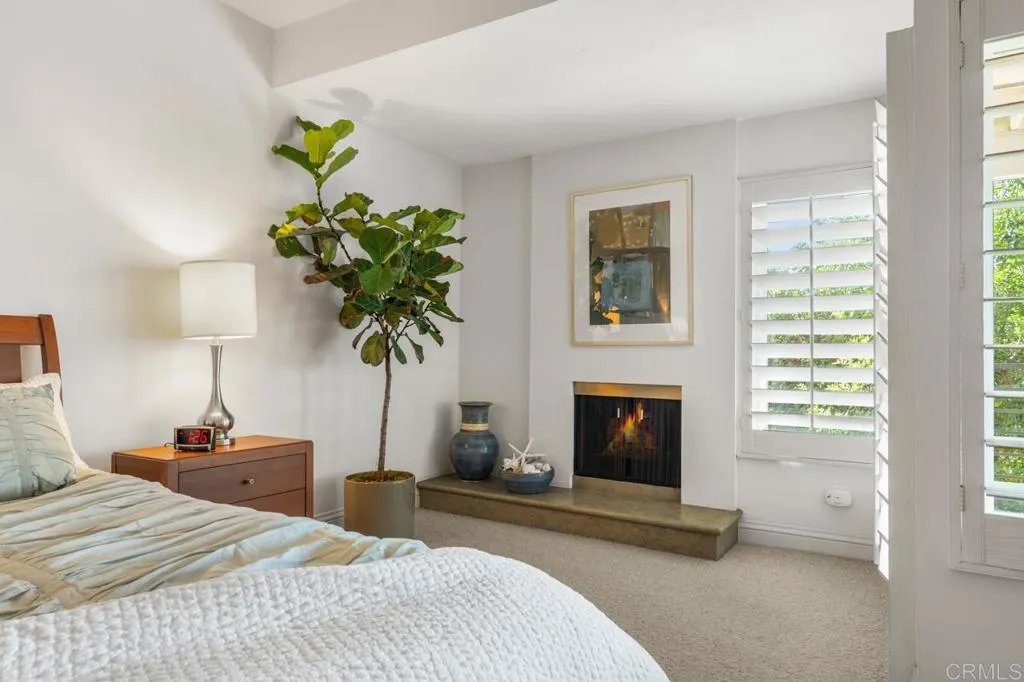 https://cdn.realtyfeed.com/cdn/127/307101075/24cedb3ed1aa88e9b220c895c500b82b.webp
