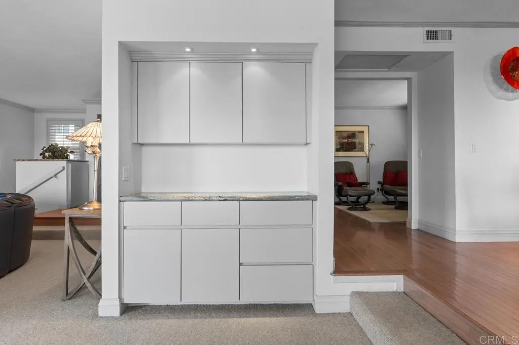 https://cdn.realtyfeed.com/cdn/127/307101075/635a1db322405249155c0e83c2eacda2.webp