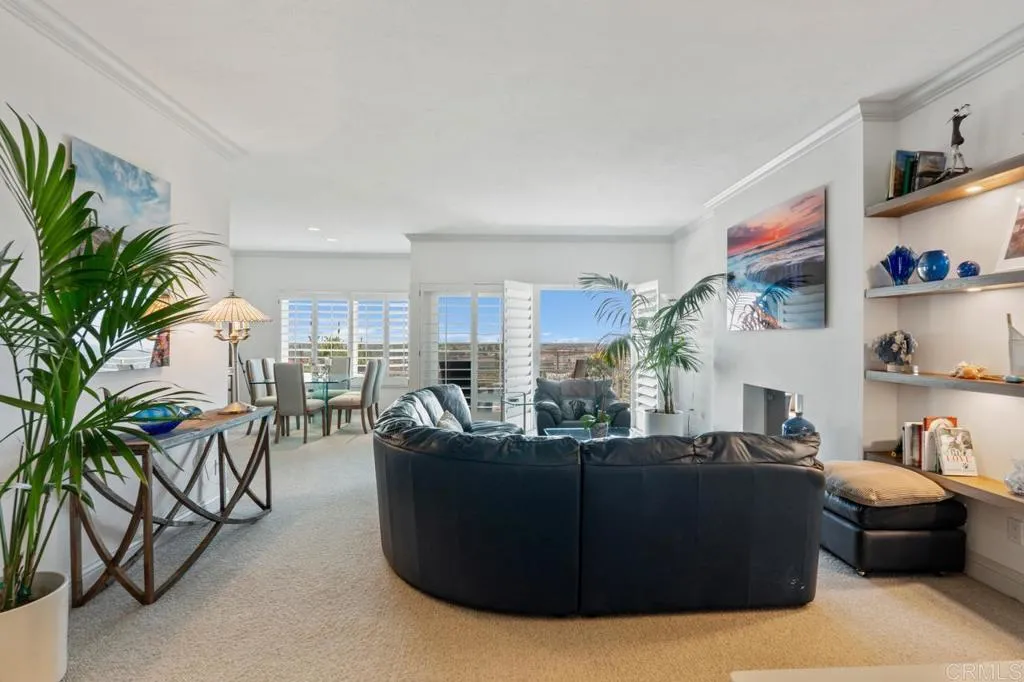 https://cdn.realtyfeed.com/cdn/127/307101075/e06ad5c1cb88dafd3e8baec5752099e7.webp