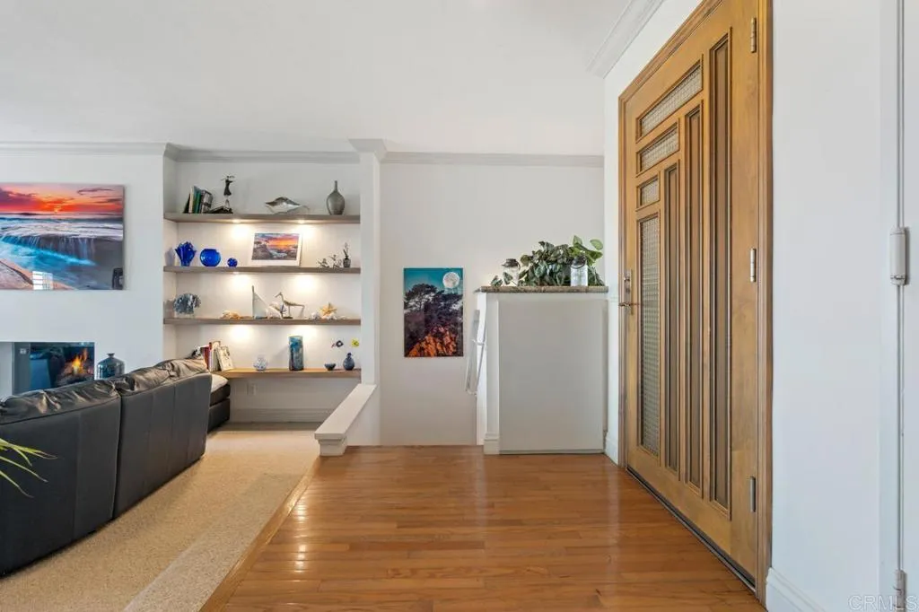 https://cdn.realtyfeed.com/cdn/127/307101075/fbe3b87f754ac95af7d41a9cf6d8bba3.webp