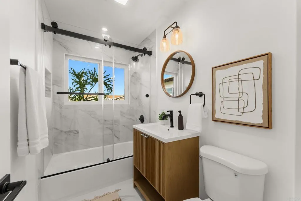 630 Ann Street, Oceanside, CA 92057 630 Ann Street, Oceanside, CA 92057