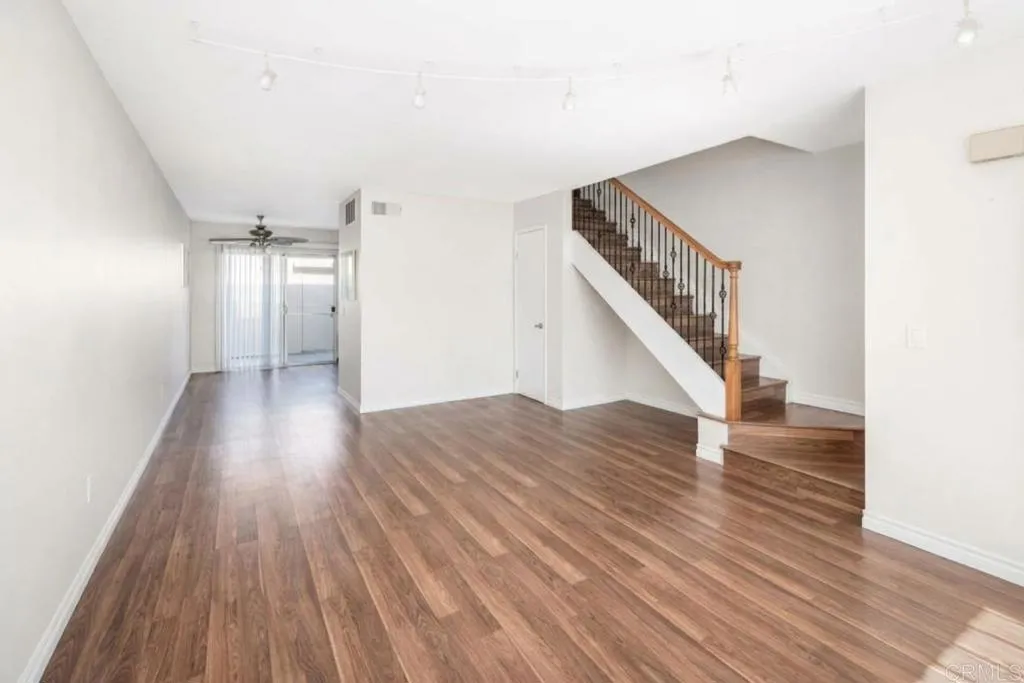 https://cdn.realtyfeed.com/cdn/127/307101129/d9ffd675eb5f83b9638b44f8770e46ae.webp
