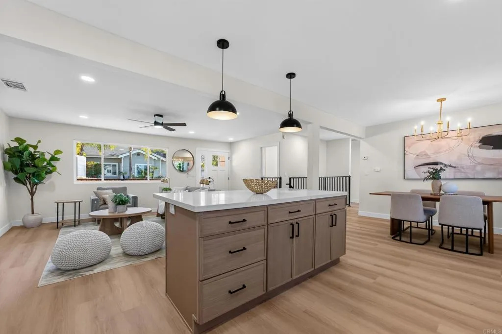 https://cdn.realtyfeed.com/cdn/127/307101131/14596c23de918b44f13dff7293947e3a.webp