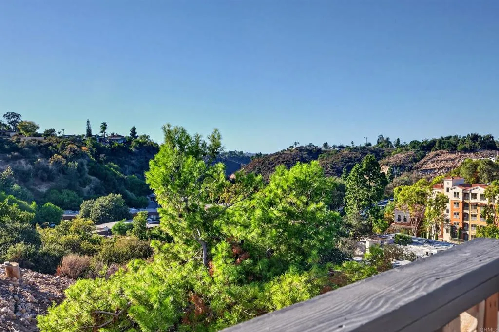 https://cdn.realtyfeed.com/cdn/127/307101131/443c2dffdb9fd97103689b61021d565d.webp