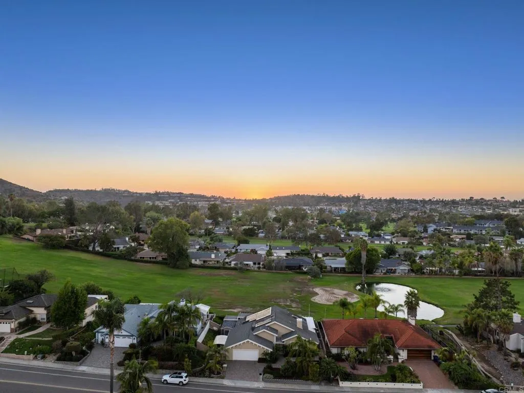 https://cdn.realtyfeed.com/cdn/127/307101174/82b31b3b05da94c6f801f5feb01bcbd4.webp