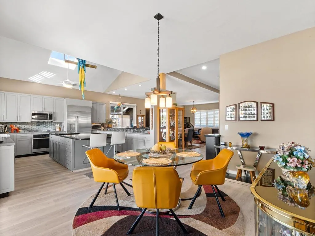 https://cdn.realtyfeed.com/cdn/127/307101174/8795f1e4a0ecd91d2dfd010202660445.webp