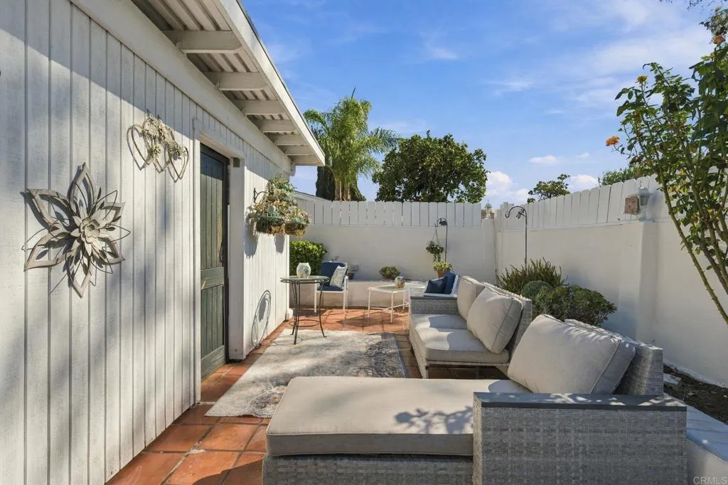 https://cdn.realtyfeed.com/cdn/127/307101183/0c087476cd24469e918b95fac0e37e69.webp