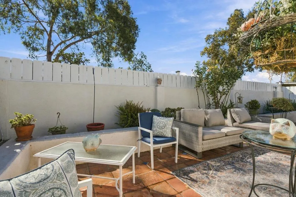 https://cdn.realtyfeed.com/cdn/127/307101183/1cc1261e6b7ab356ace1b66930224caa.webp