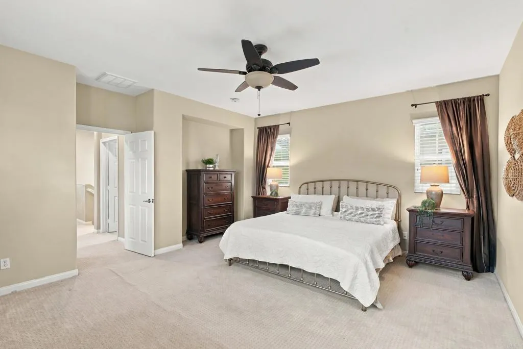 https://cdn.realtyfeed.com/cdn/127/307101203/39a56b2d7db4739d21ae210a44d994e7.webp