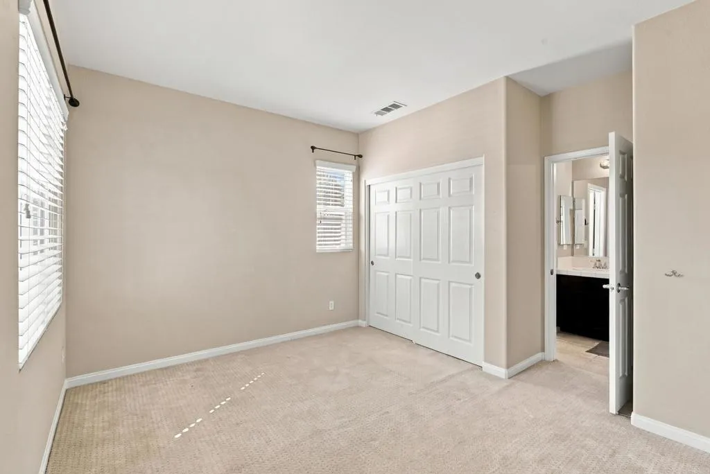 https://cdn.realtyfeed.com/cdn/127/307101203/c75890b172afcc31a52f6e607d335a10.webp