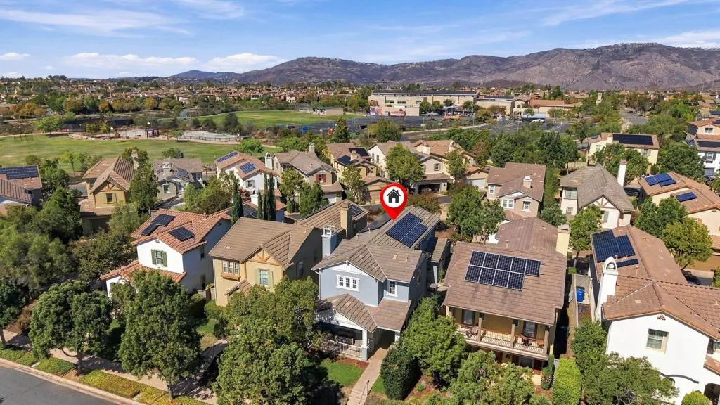 https://cdn.realtyfeed.com/cdn/127/307101203/cdb6caef8747f5a1d7fa9b2c694cec80.webp