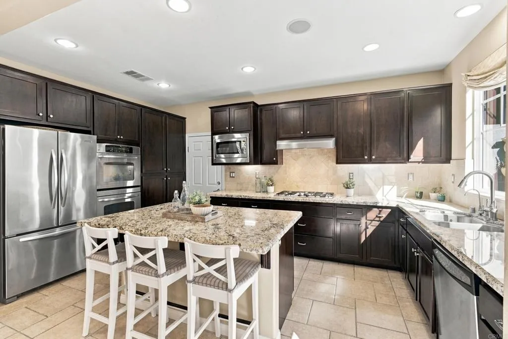 https://cdn.realtyfeed.com/cdn/127/307101203/e90fc4bb622d86221bd2d5e105339b60.webp