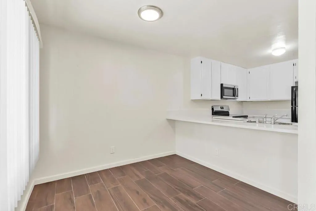https://cdn.realtyfeed.com/cdn/127/307101221/87ae67660f50933c74dc61b580cc5cff.webp