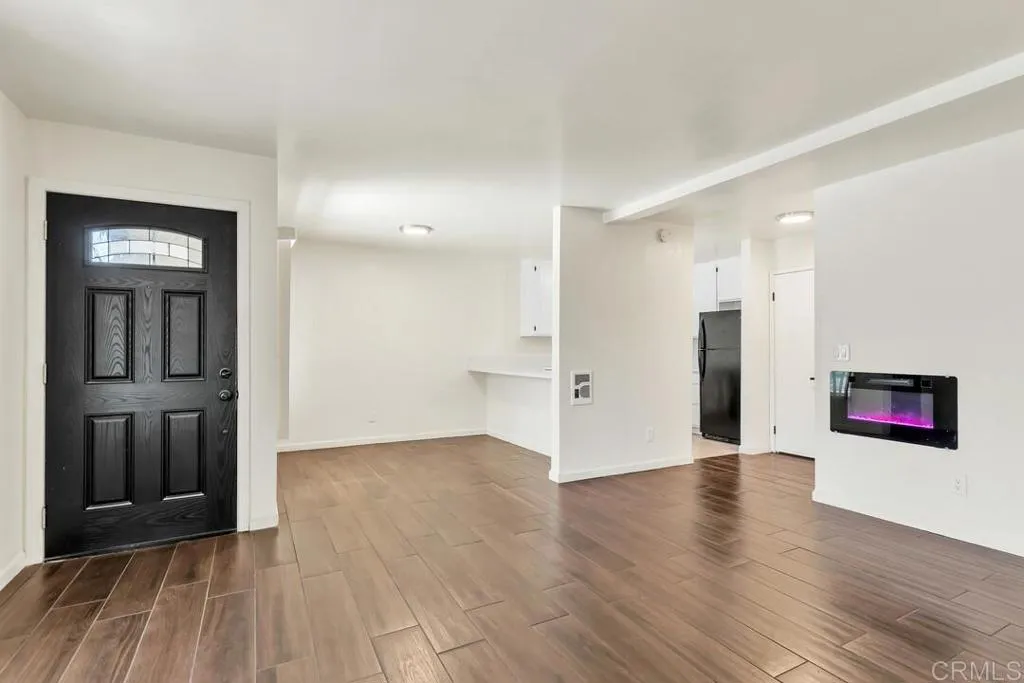 https://cdn.realtyfeed.com/cdn/127/307101221/ea53c0133ebec746fcc82cf6bfe909bd.webp