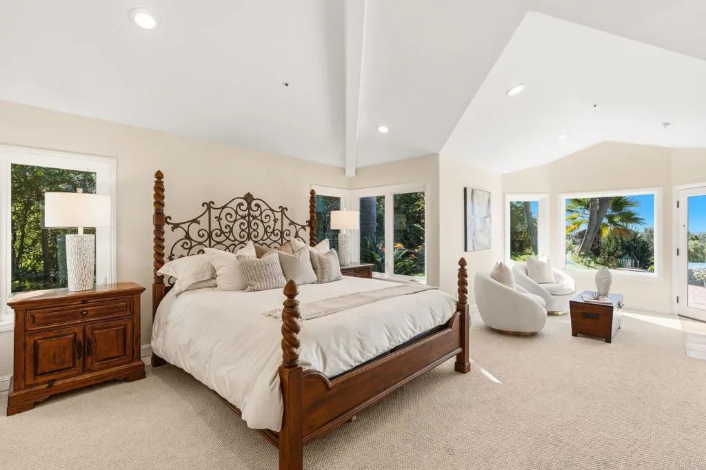 https://cdn.realtyfeed.com/cdn/127/307101270/66411feec358a8ead64ed06975c51f5f.webp