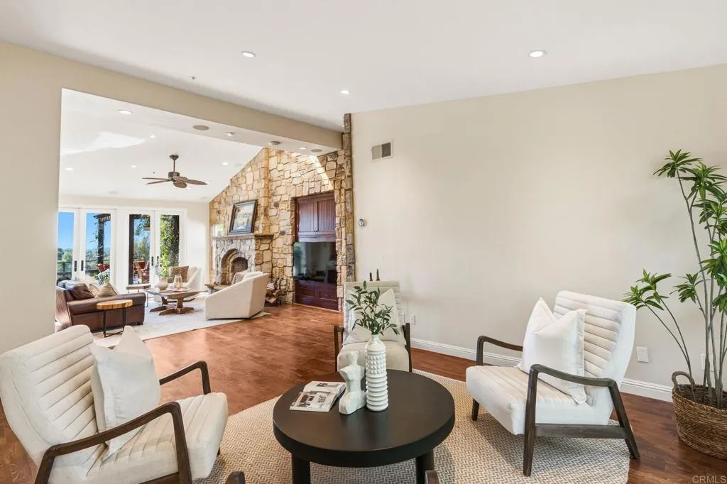 https://cdn.realtyfeed.com/cdn/127/307101270/72b4fb66d7aaa1bb1c9f6577852f0327.webp