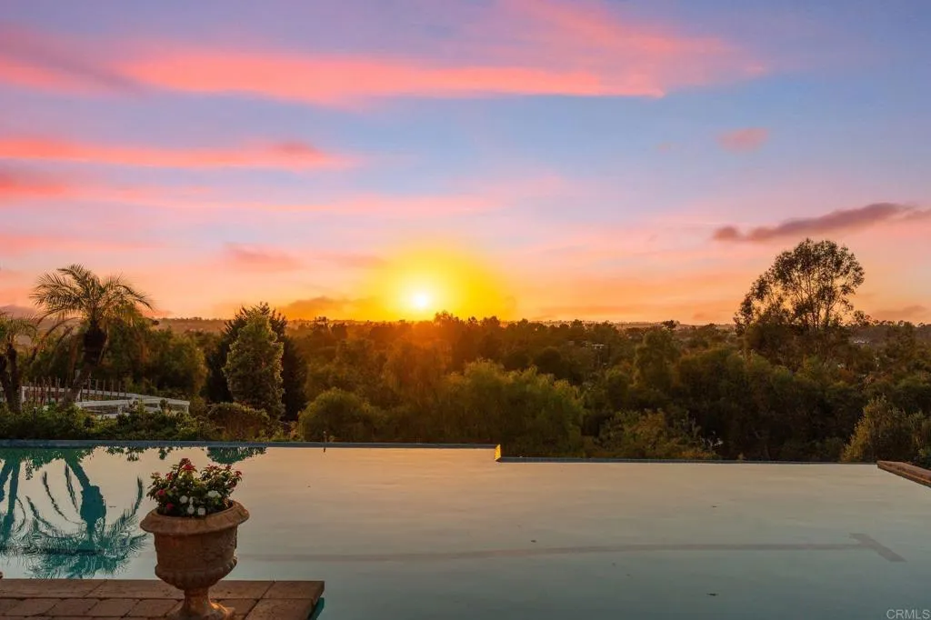https://cdn.realtyfeed.com/cdn/127/307101270/829d82f50101a3c0f9c37e0f5d899852.webp