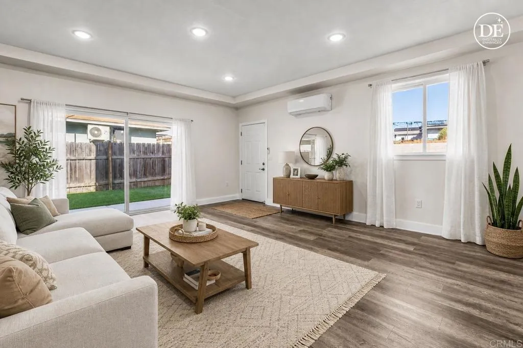 5206 La Paz Drive, San Diego, CA 92114