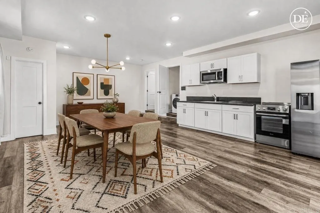 5206 La Paz Drive, San Diego, CA 92114