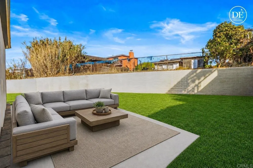 5206 La Paz Drive, San Diego, CA 92114