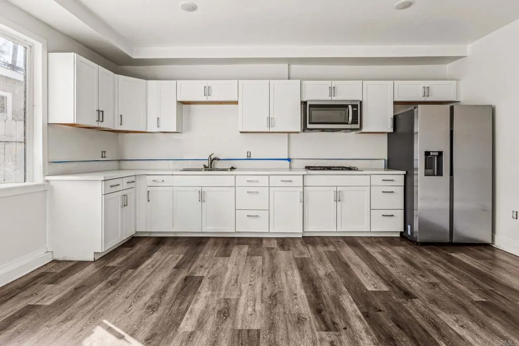 5206 La Paz Drive, San Diego, CA 92114