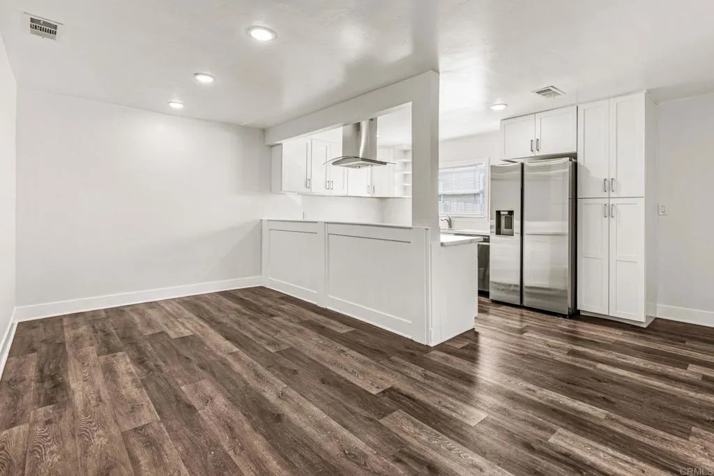 5206 La Paz Drive, San Diego, CA 92114