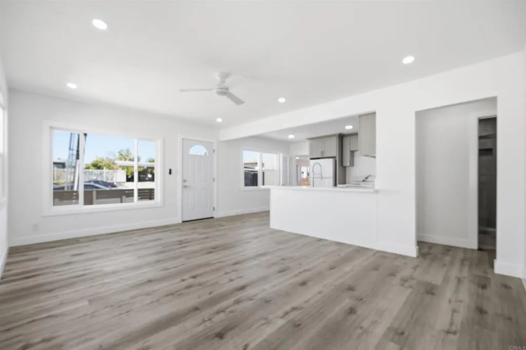 https://cdn.realtyfeed.com/cdn/127/307101302/6bdcee69a429085be7d110dd5dae1014.webp