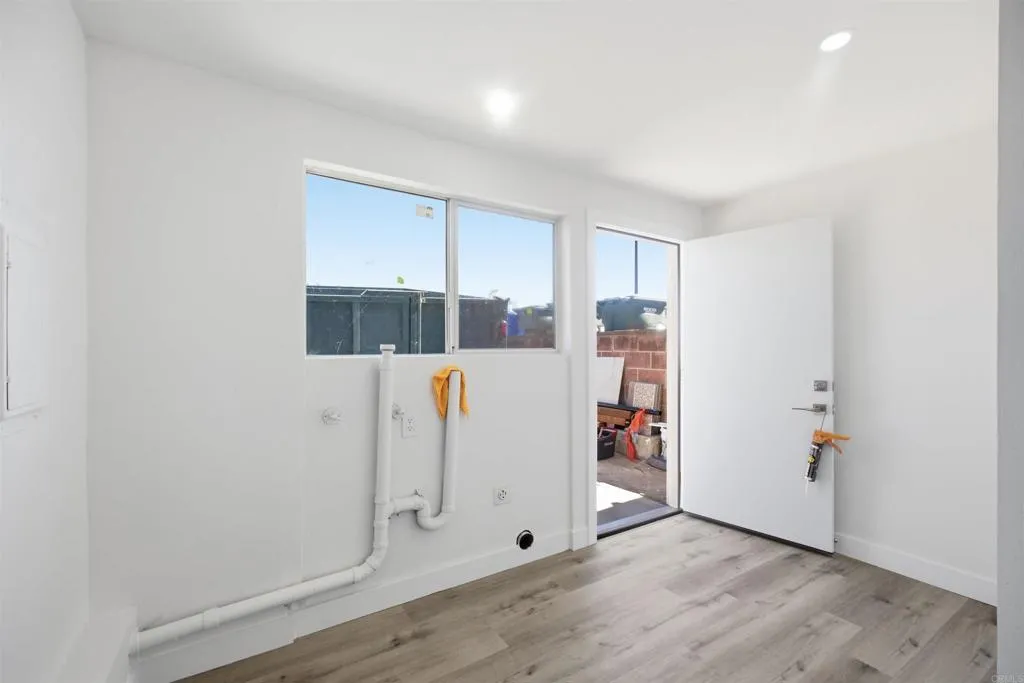 https://cdn.realtyfeed.com/cdn/127/307101302/7b109032f7a2d9642e032dafda1e6345.webp