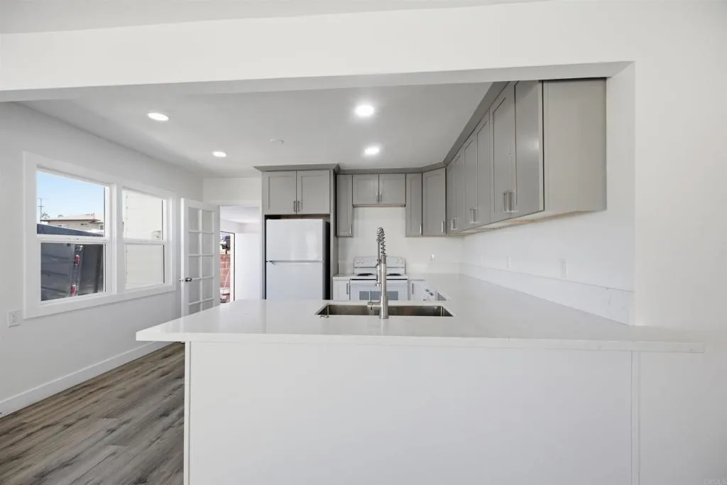 https://cdn.realtyfeed.com/cdn/127/307101302/e3424e8a8b1376e1cf4a76afa5a50f51.webp
