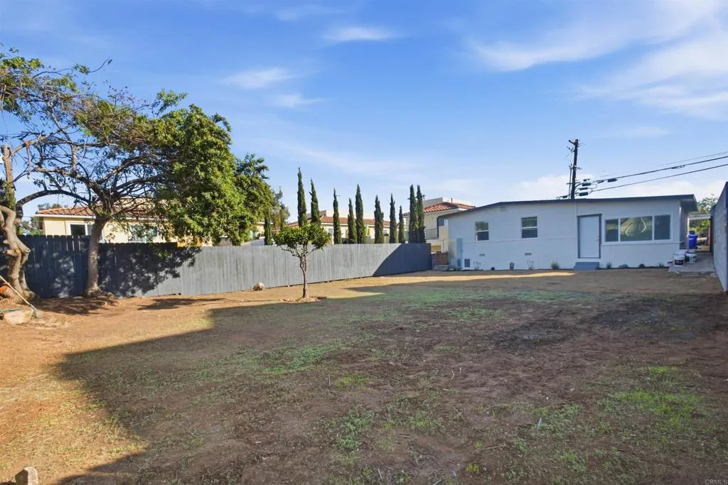 https://cdn.realtyfeed.com/cdn/127/307101302/ed0c2350f460aa1df0aab421b9f57ec5.webp