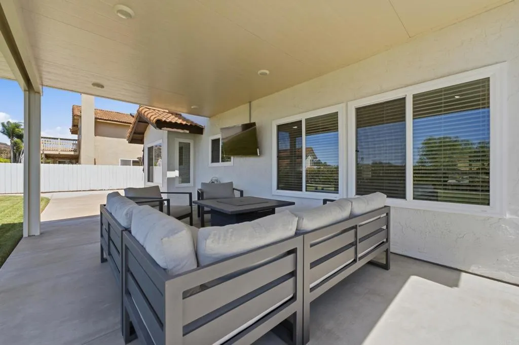 https://cdn.realtyfeed.com/cdn/127/307101411/0d6f43cef0eea781908e8576b3cc8054.webp
