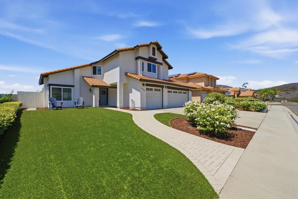 https://cdn.realtyfeed.com/cdn/127/307101411/96cf0afbd267b490b43bc5ce21875029.webp
