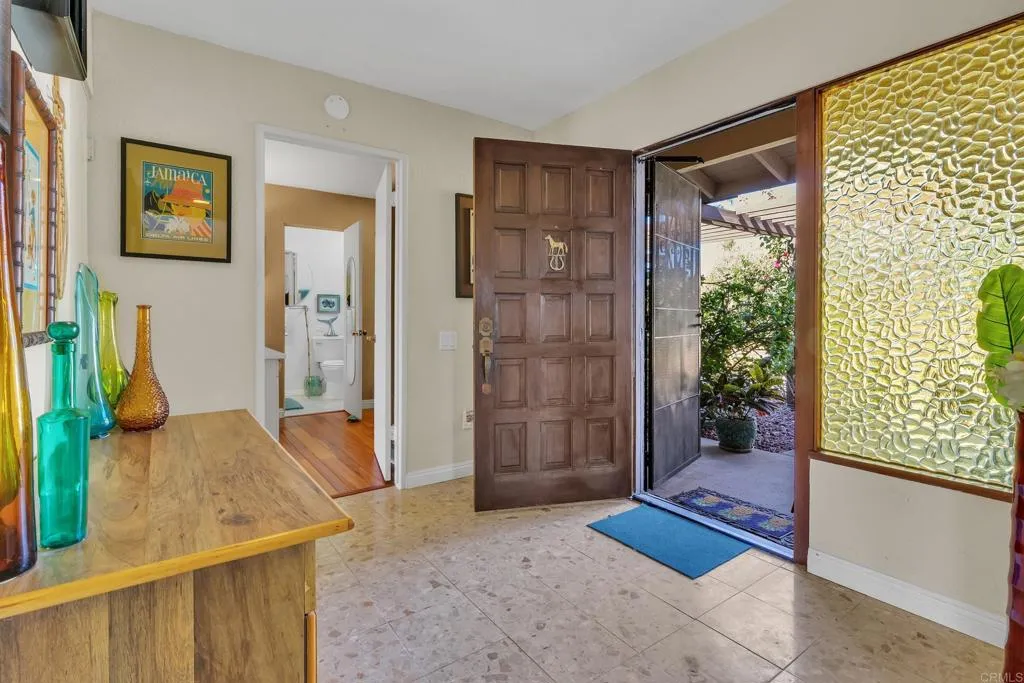 2542 Los Cerritos Lane, Fallbrook, CA 92028 - Photo 3 of 36, Fallbrook, CA