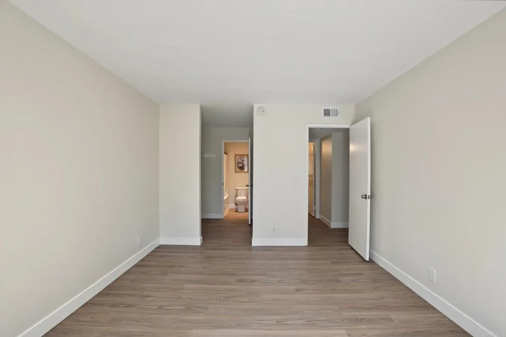 https://cdn.realtyfeed.com/cdn/127/307101467/43f828db2582add7ac447406b836d08d.webp