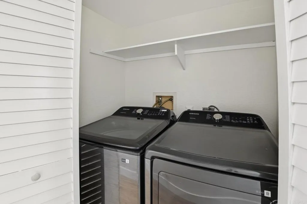 https://cdn.realtyfeed.com/cdn/127/307101467/8b9923c9d5653b201941b451b0999ae0.webp