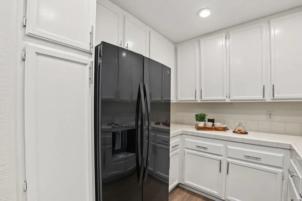 https://cdn.realtyfeed.com/cdn/127/307101467/be3f4f8540865b526038f1477655919f.webp