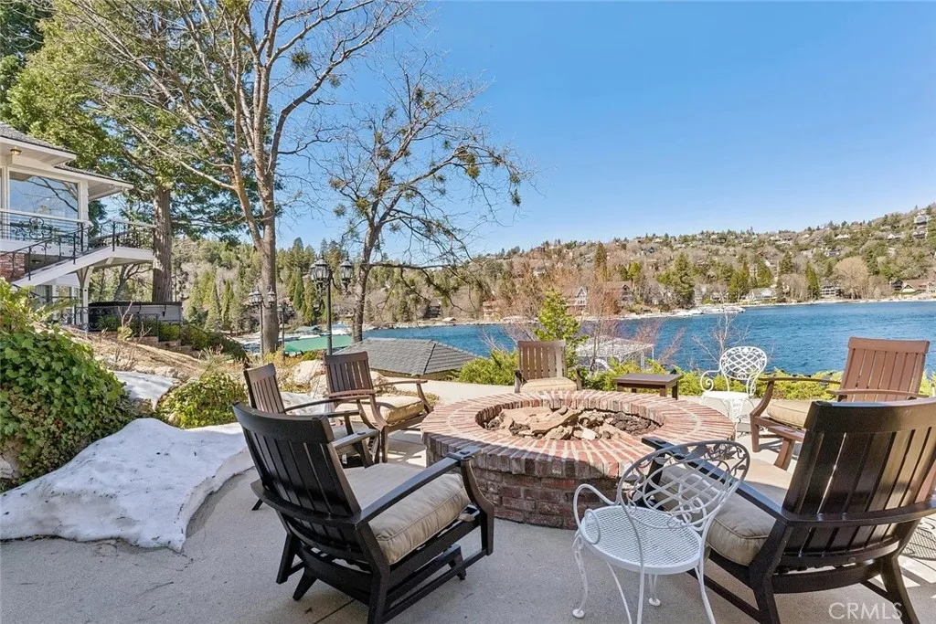 Lake Arrowhead, CA 92352