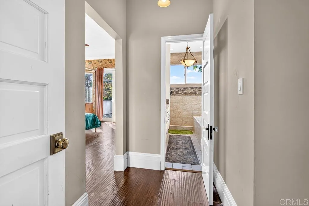 https://cdn.realtyfeed.com/cdn/127/307101599/4443283c4b8644d86b8cc047a11e409f.webp