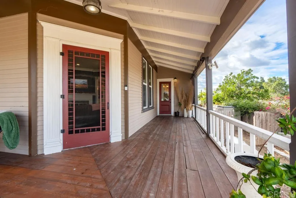 https://cdn.realtyfeed.com/cdn/127/307101599/7c44795b3843bd8d7d837e4af82d81a0.webp