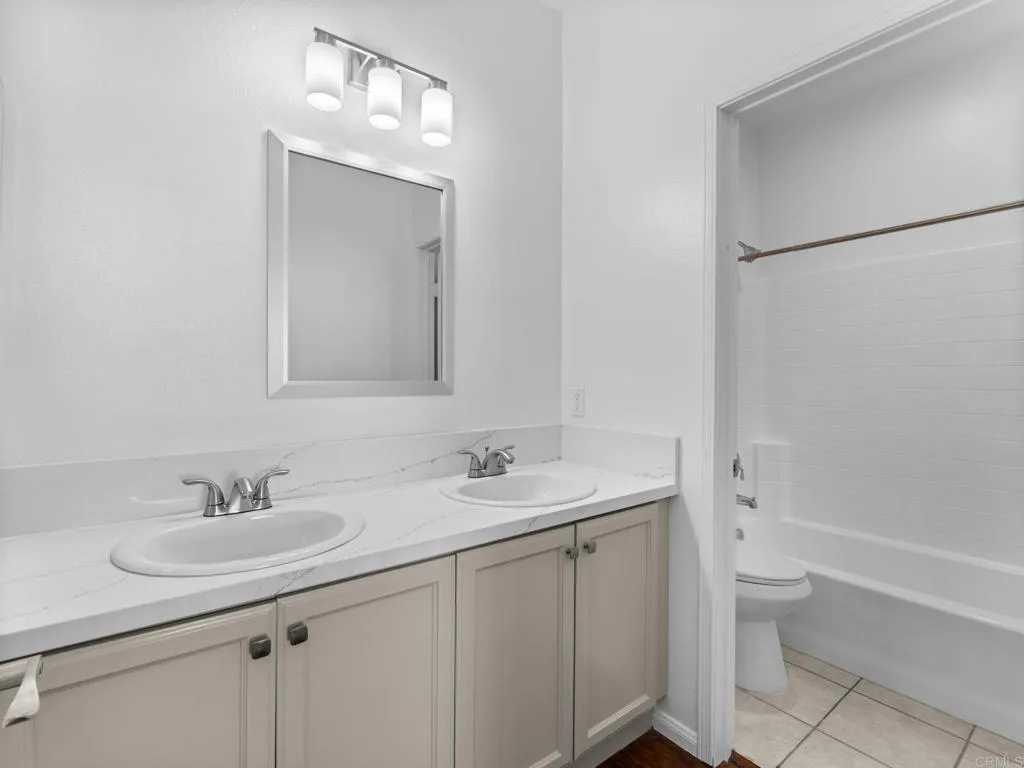 2353 Summerwind Place, Carlsbad, CA 92008 2353 Summerwind Place, Carlsbad, CA 92008
